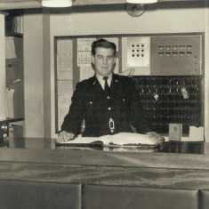 PC Trevor Peterson - Front counter of St Albans Police Station | Herts Constabulary