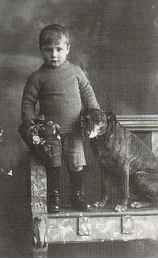 William Matthews in happier days c 1915 | Leverstock Green History