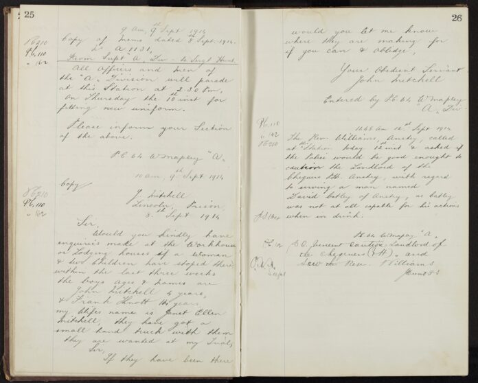 Pages 025-026