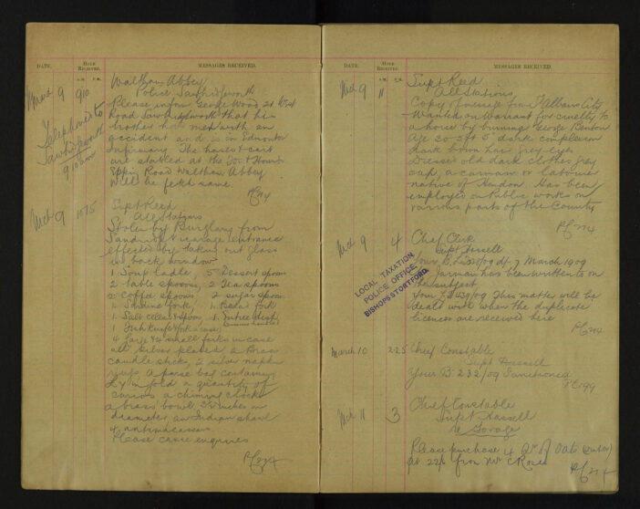 Pages 028-029