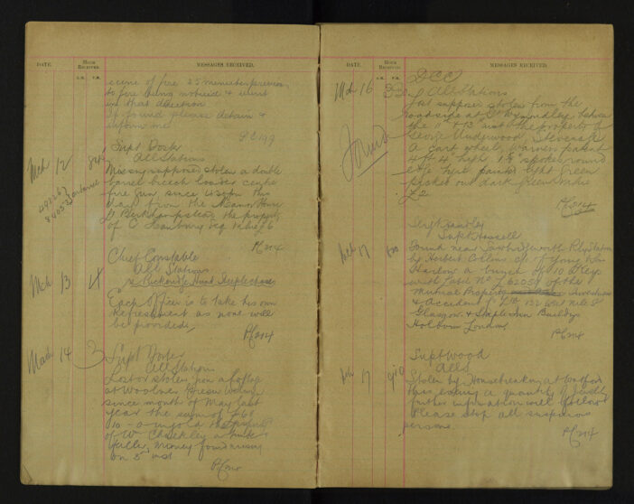 Pages 032-033