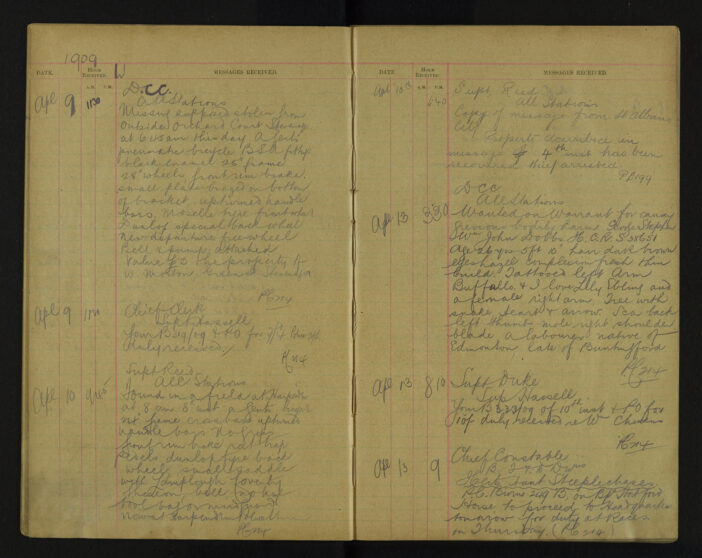Pages 048-049