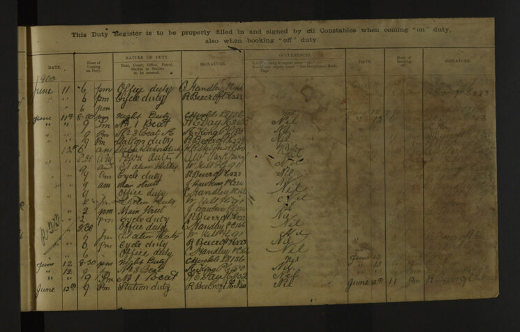 Pages 032-032